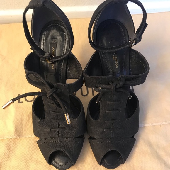 Louis Vuitton Leather Sandals - Picture 1 of 8